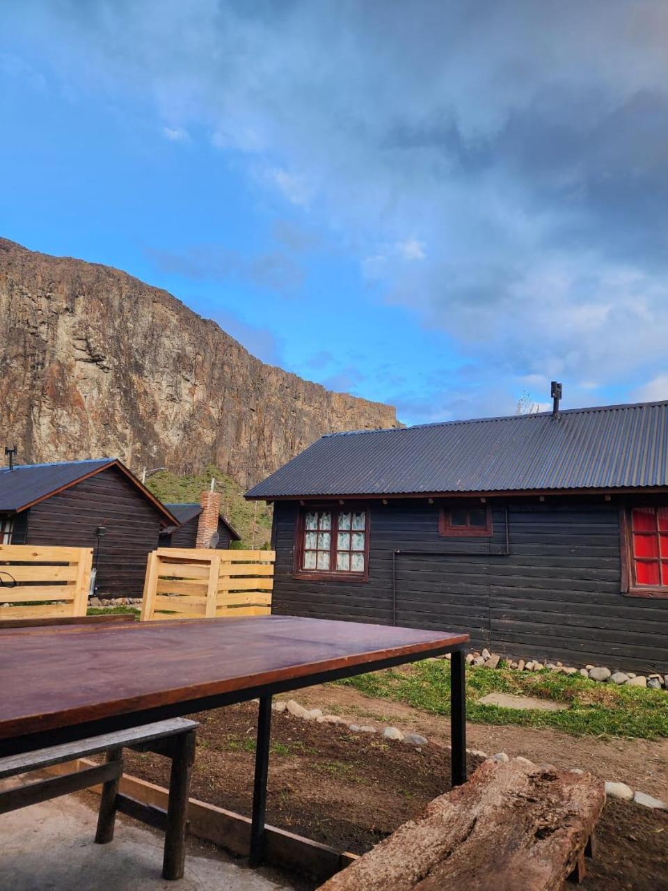 Hostel Cerro Torres Ель-Чальтен Екстер'єр фото