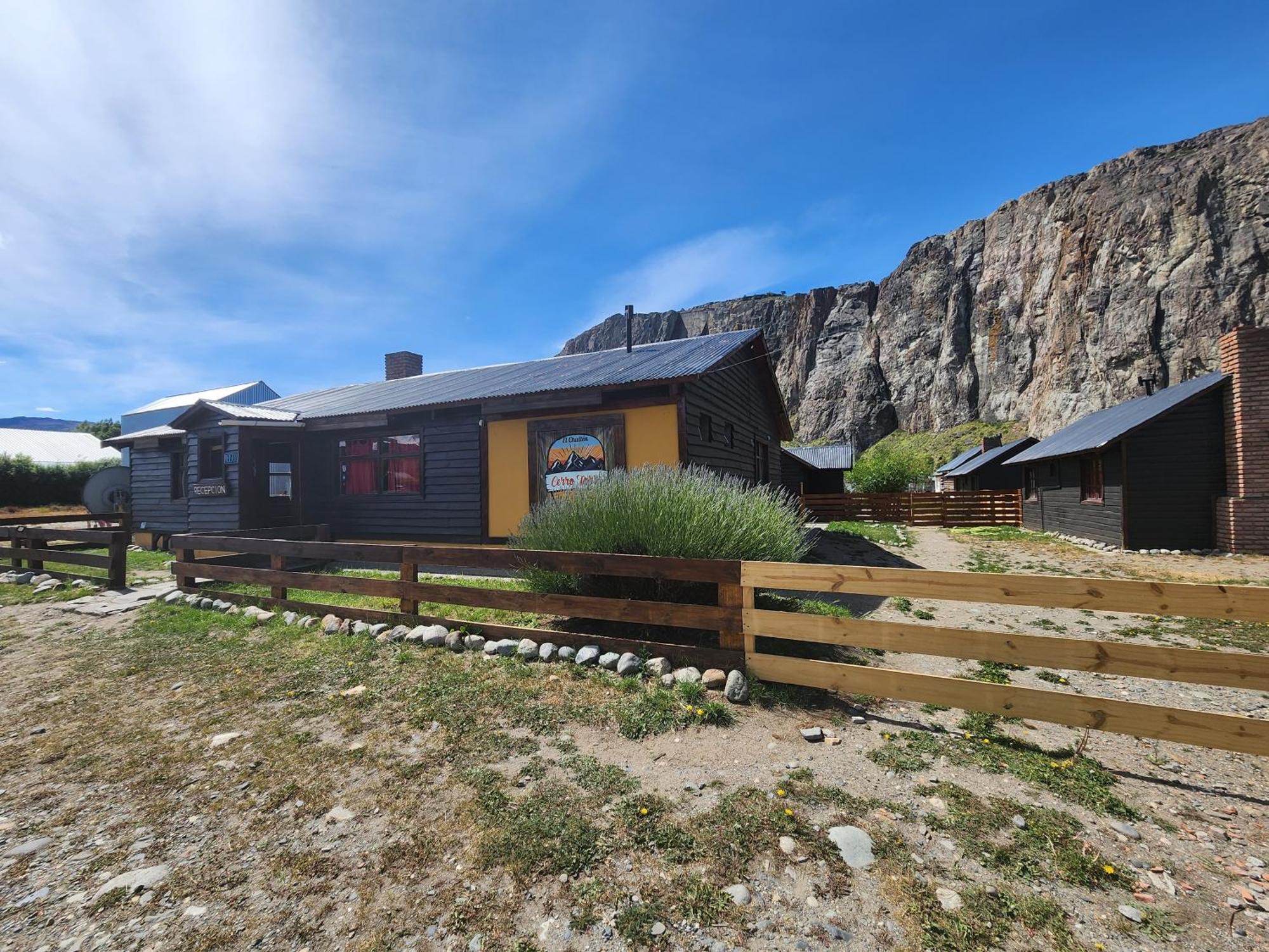Hostel Cerro Torres Ель-Чальтен Екстер'єр фото